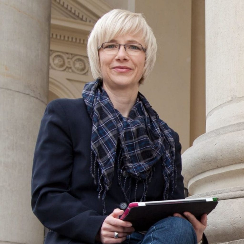 Expertenprofil Susanne Rodeck, Geschäftsführung avidere GbR - Bild-HelenNicolai-BusinessPortraits-de - 1x1