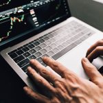 Wie Einsteiger heute einfacher in digitale Assets investieren können - Foto von Alesia Kozik - Pexels.jpg