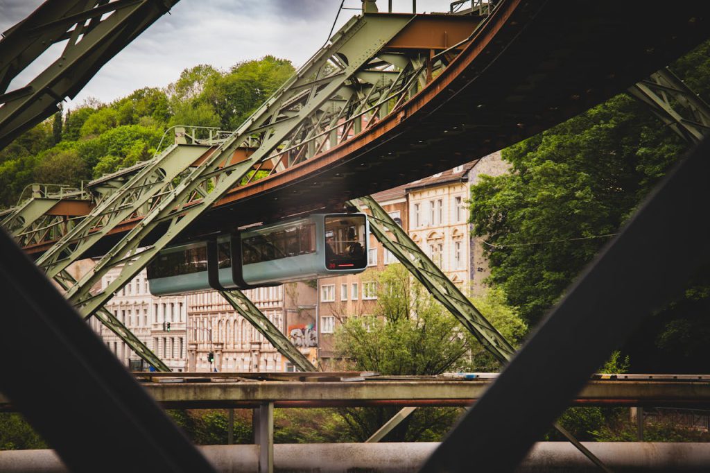 Immobilienverkauf in Wuppertal NRW - Interview mit einem erfahrenen Immobilienmakler in Wuppertal - Foto von Gabriel Grip - Pexels