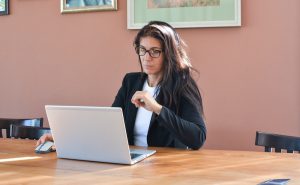 B2B-Leadgenerierung 2026 - Hochwertige Firmenadressen als Wachstumsmotor für DSGVO-konformes Neukundengeschäft - Foto bon Aleksei Zhivilov - unsplash