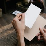 Effizientes Beschaffungsmanagement - Wie Unternehmen Büro- und Versandmaterial smart einkaufen - Foto von Angela Roma - Pexels