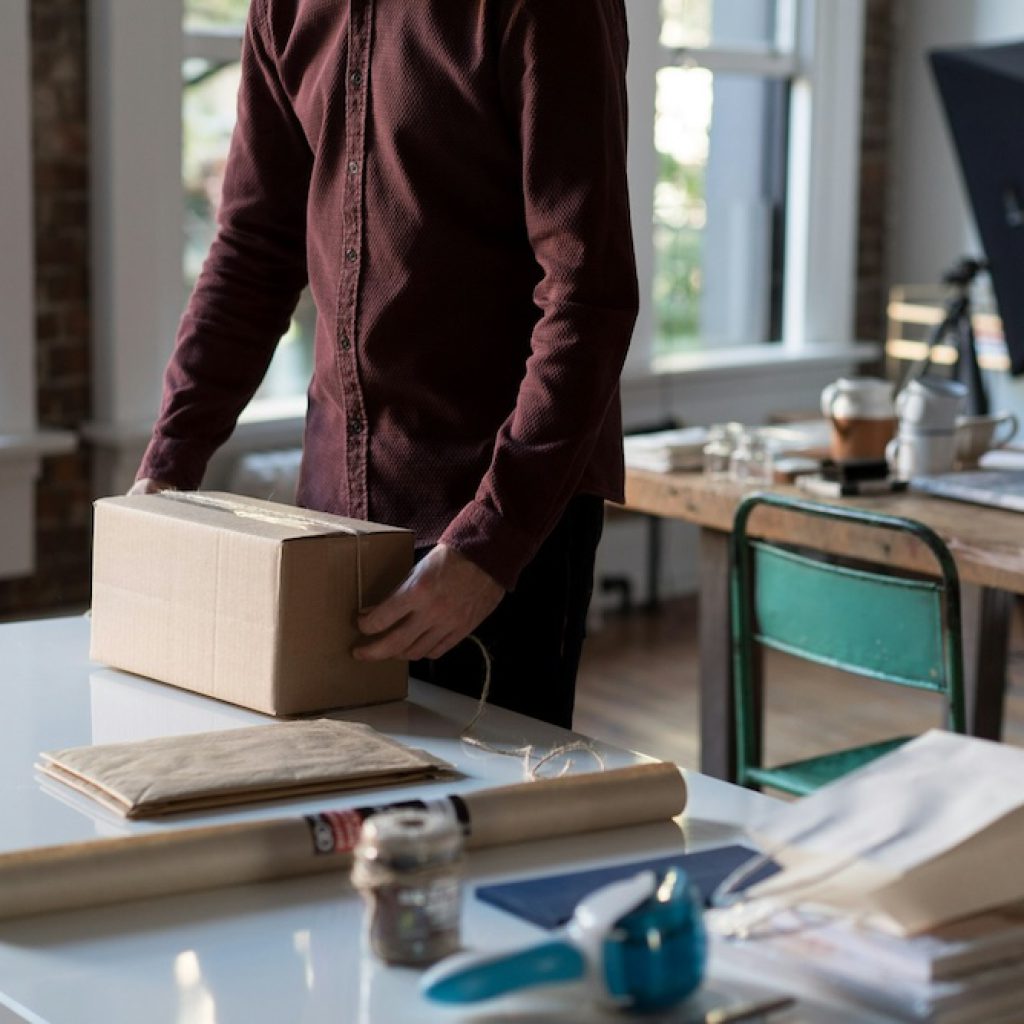 Wie sorgt man für einen professionellen Unternehmensauftritt - Bild von Bench-Accounting-unsplash